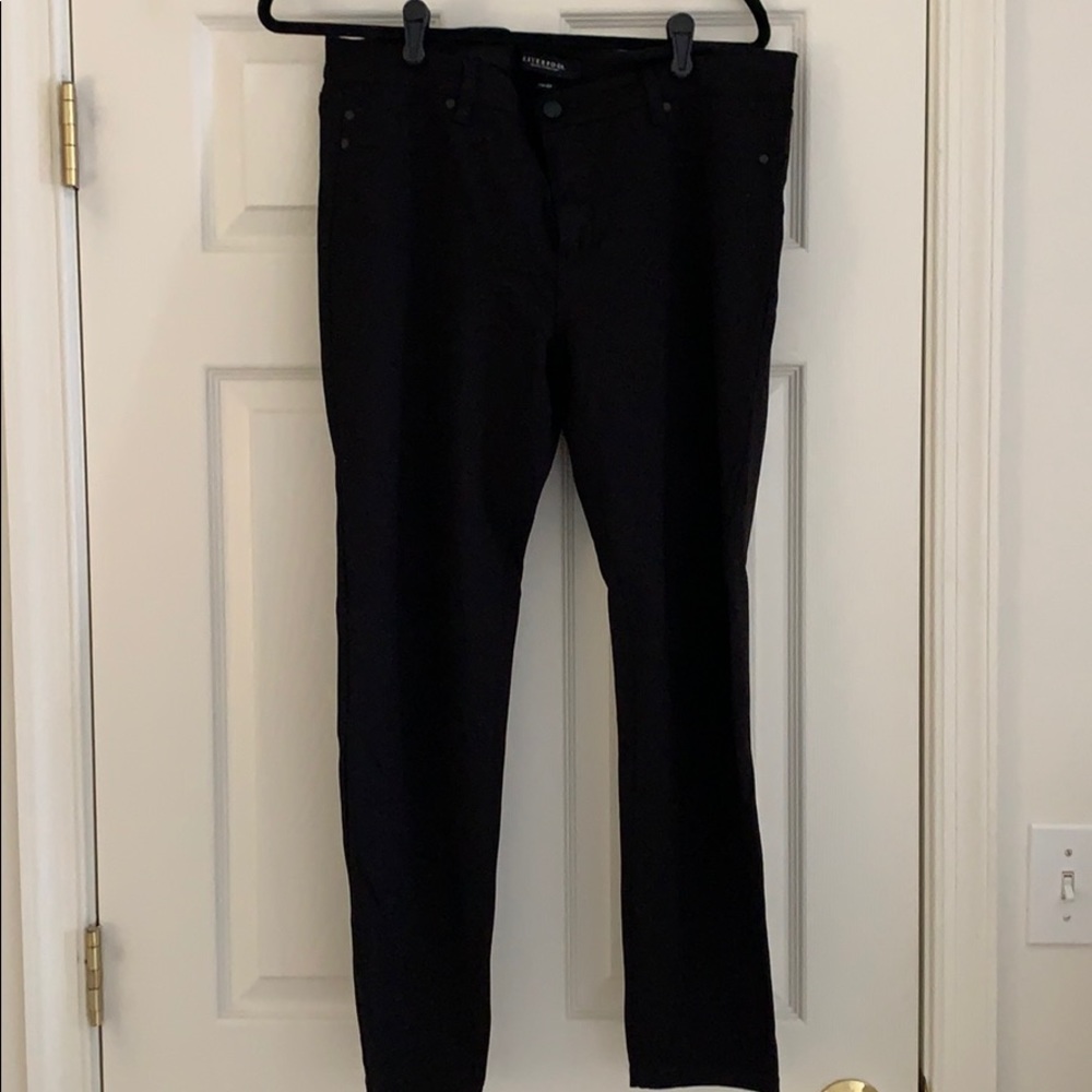 Liverpool Black Stretch Pant-Size 14/32